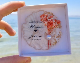 Personalized Epoxy Magnet Favor, Custom Fridge Magnets,Wedding Favors,Engagement Gift,Flower Magnet for Guest,Wedding Gifts,Baby Shower