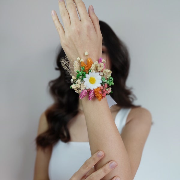 Daisy Wrist Corsage,Daisy Bracelet,Preserved flower corsage,Wrist Crsage For Wedding Accessories,Artifical Flowers,Bridesmaid Gifts