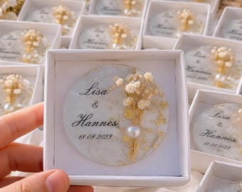 Personalized Resin Wedding Magnet, Custom Wedding Guest Favor, Floral Keepsake Magnet,Unique Wedding Favor Magnet