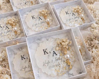 Wedding Guest Gift Magnet, Custom Name Date Favor, Minimalist Elegant Keepsake,Personalized Magnet Wedding Favor, Baby Shower, Baptism