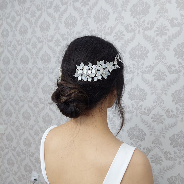 Bandeau de fleurs de mariée, peigne à cheveux de mariée, pour mariée, barrette à cheveux, accessoires pour cheveux pour mariée, conte de fées, mariage champêtre, barrette à cheveux de mariage