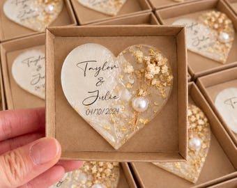 Luxury Wedding Magnet Favor, Personalized Name Date Keepsake, Unique Guest Gift Idea,Handmade Wedding Magnet Favor, Baby Shower, Baptism