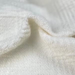 Tessuto misto lana colore bianco, tessuto al metro tagliato su misura, ideale per giacca e pantaloni o patchworking
