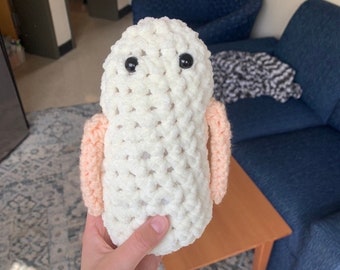 Stitcher Dans les Alpes Ghost Crochet Plushie