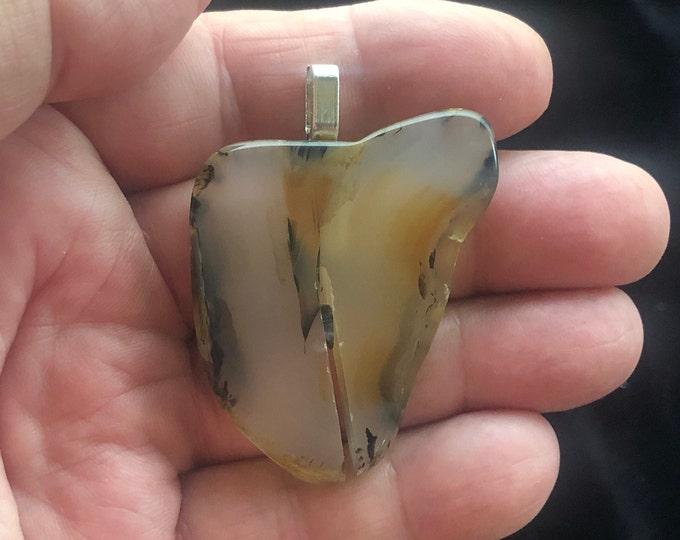 Increases Stamina and Physical Vitality, Montana Moss Agate Pendant Necklace, Promotes a Sense of Well-Being, Strengthens Courage