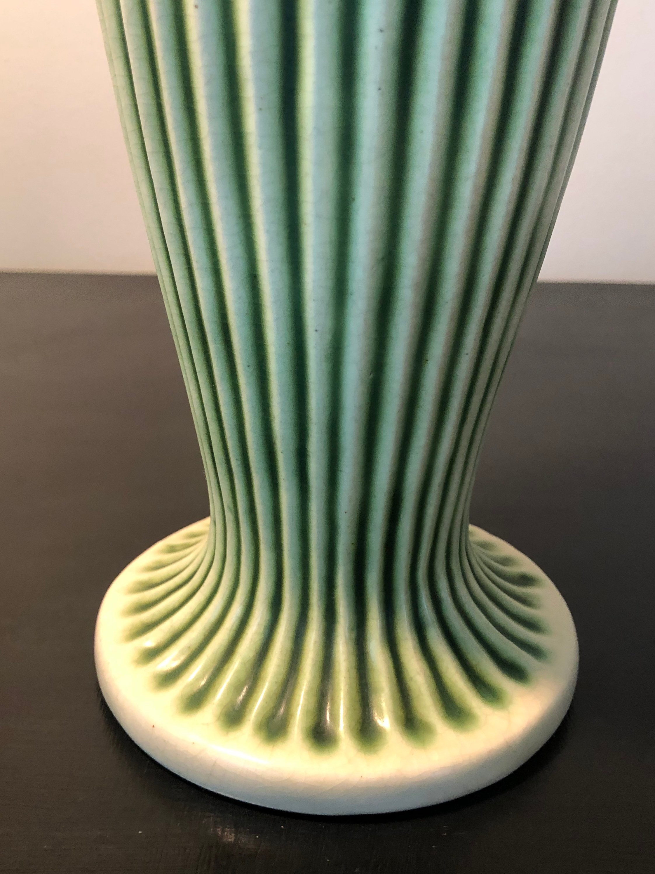 Roseville Donatello 10 Vase Cherub Musicians Ivory Fluted Etsy