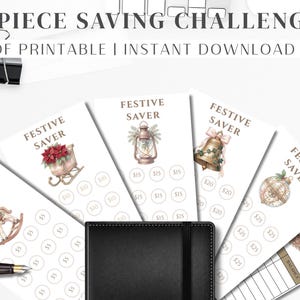 Könnte beinhalten: Sechs weiße Spar-Challenge-Blätter mit dem Text 6 PIECE SAVING CHALLENGES, PDF PRINTABLE, INSTANT DOWNLOAD und FESTIVE SAVER. Jedes Blatt zeigt weihnachtliche Aquarell-Illustrationen wie einen Schlitten, eine Laterne, eine Glocke und ein Schaukelpferd.