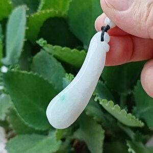 Authentic Jadeite Jade Pendant Necklace Natural Burmese Grade A JP0521