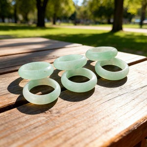 Green Aventurine Ring: Natural Grade A Stone (Size 7-8US)