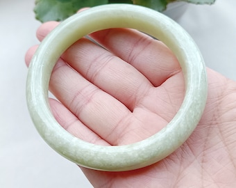 天然蛇紋翡翠バングル：本物グレードA、60.5mm - Etsy 日本