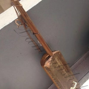 Original Marocain Gnawa instruments, instruments Gnawa, musique soul Guembri bass Gnawa