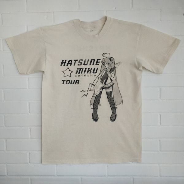 hatsune miku tour T-shirt