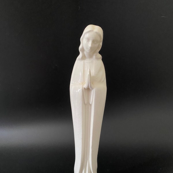 Vintage Madonna Virgin Mary White Ceramic Porcelain Japan Statue, Modernist Catholic Praying Virgin Mary, Madonna Figurine 8”