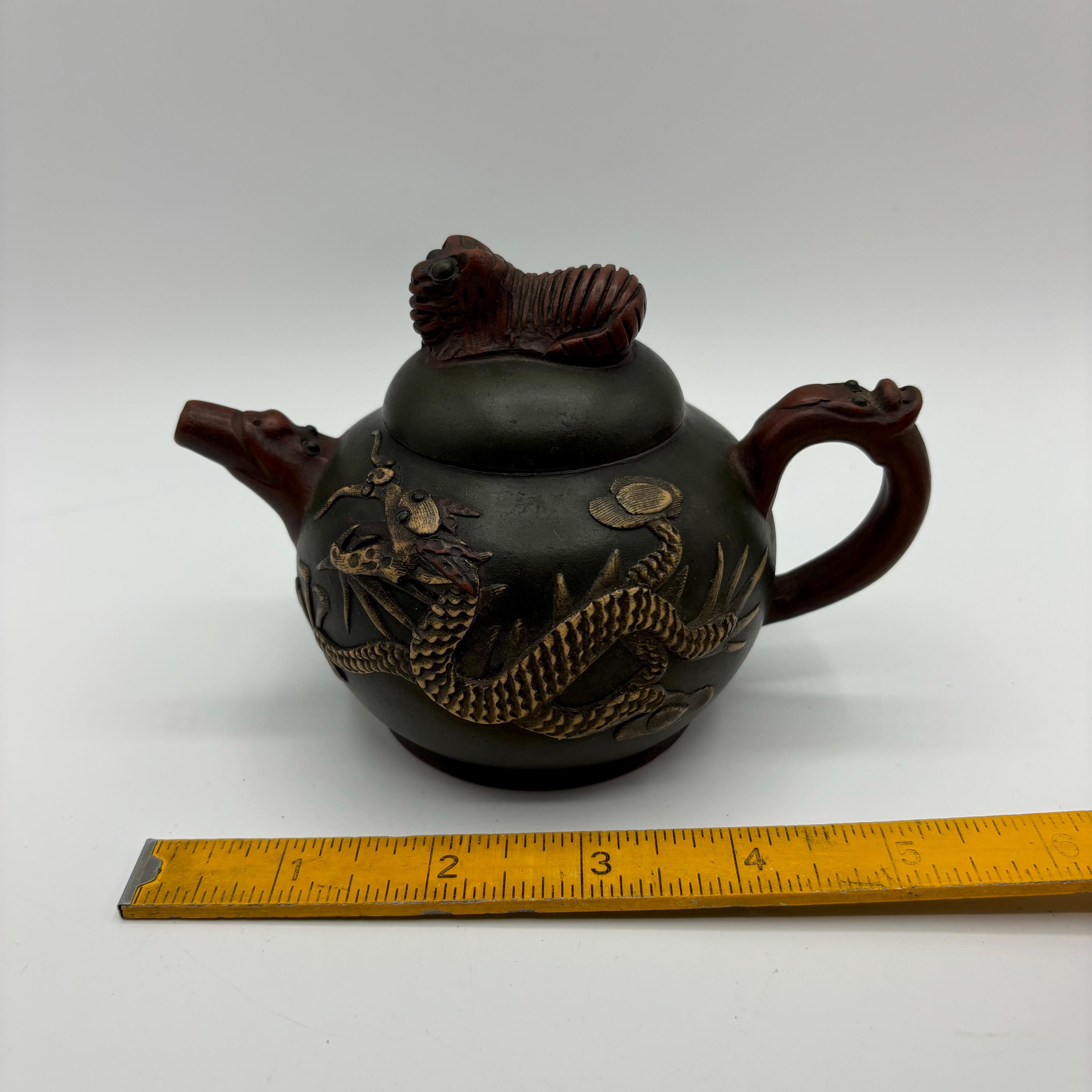 希少品　中国古美術品　茶器　宜興紫砂　陶器　急須　茶壺　お猪口付き　鳳凰　龍 ヴィンテージの希少な宜興紫砂急須紫沙陶器龍鳳凰茶器 - Etsy 日本