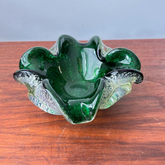 Vintage ashtray　瑪瑙 Vintage Murano Green Art Glass Bowl Ashtray Silver Aventurine