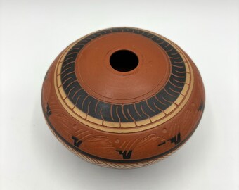 Vintage Native American Navajo Pottery Etched Geometric Glazed Red