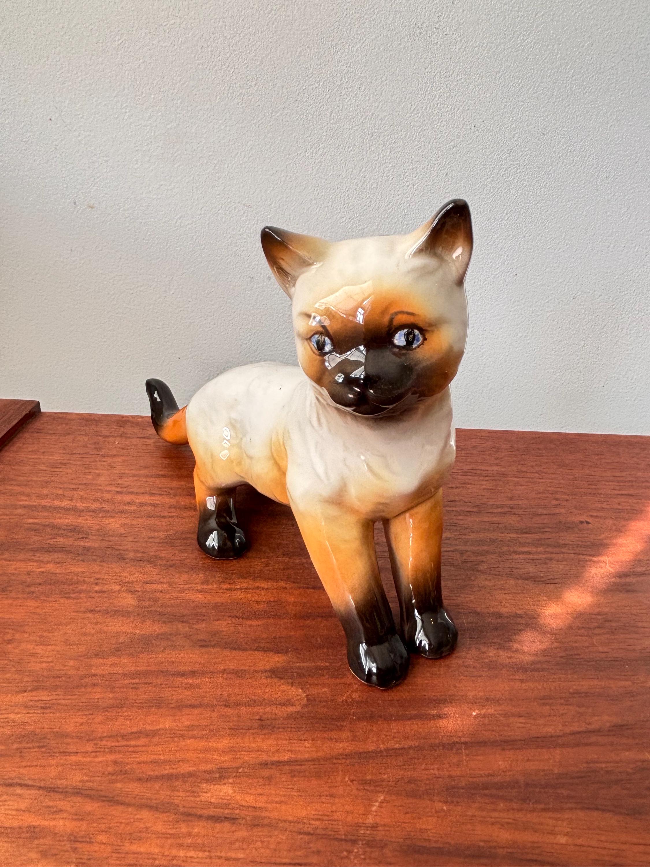 Vintage Ceramic Blue Eye Siamese Kitten Cat Figurine 9” - Etsy