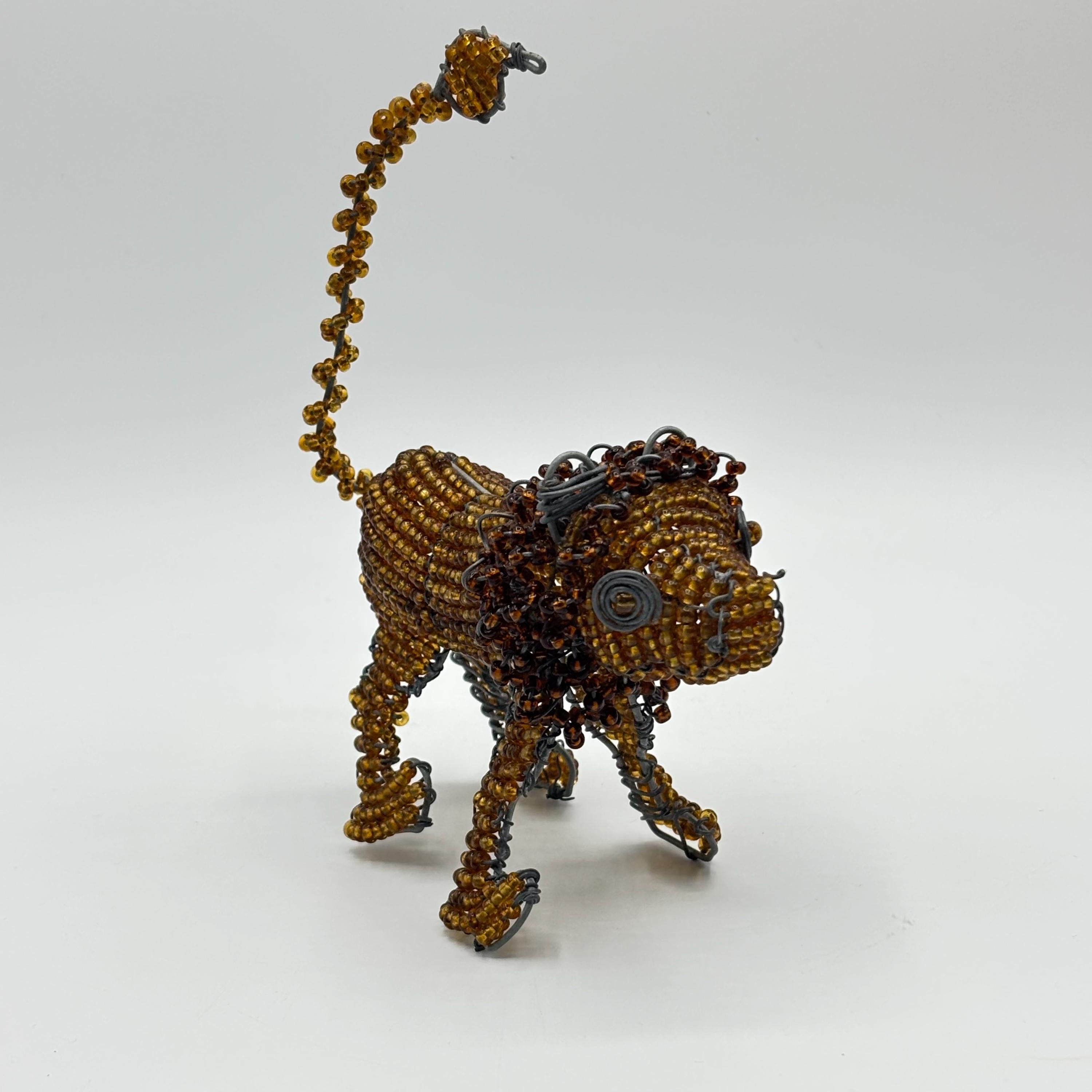 ヴィンテージビーズワイヤーライオン彫刻：手作りの動物の置物 - Etsy 日本