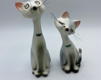 Vintage Pair of Ceramic KREISS Japan Long Neck Siamese Cat Pair Salt And Pepper Shakers, Kitschy kitchen Salt Pepper Cats