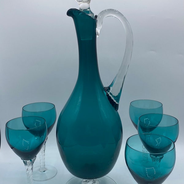 Beautiful Teal Blue Empoli Italy Art Glass Decanter & Stopper w/ 5 Glasses Clear Twisted Stem Glasses