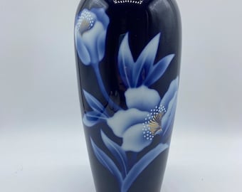 JAPANESE PORCELAIN VASE / Floral / Blue White Gold / Made in Japan