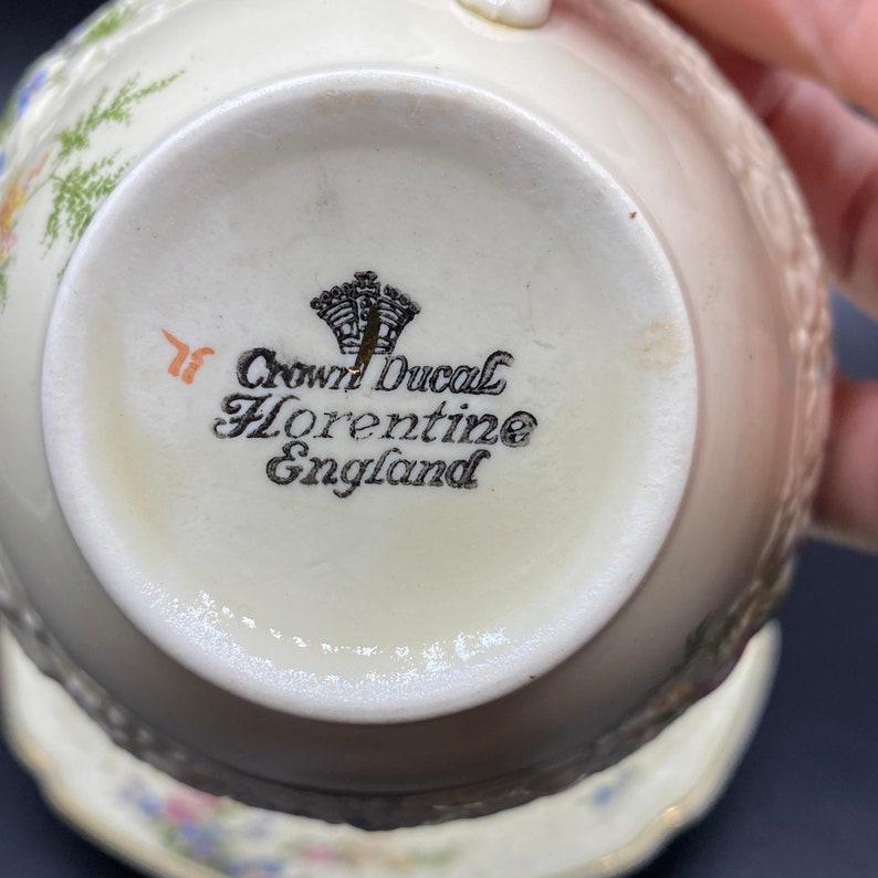 Vintage Crown Ducal Florentine Oversized Tea Cup and Saucer Rosalie England image 5