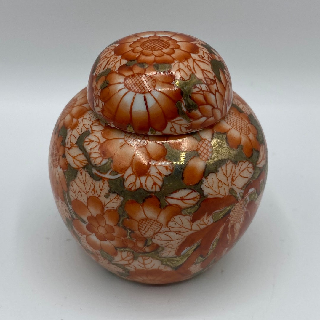 Floral Mini Vintage Chinese Ginger Jar, Floral Lidded Small Round Vase