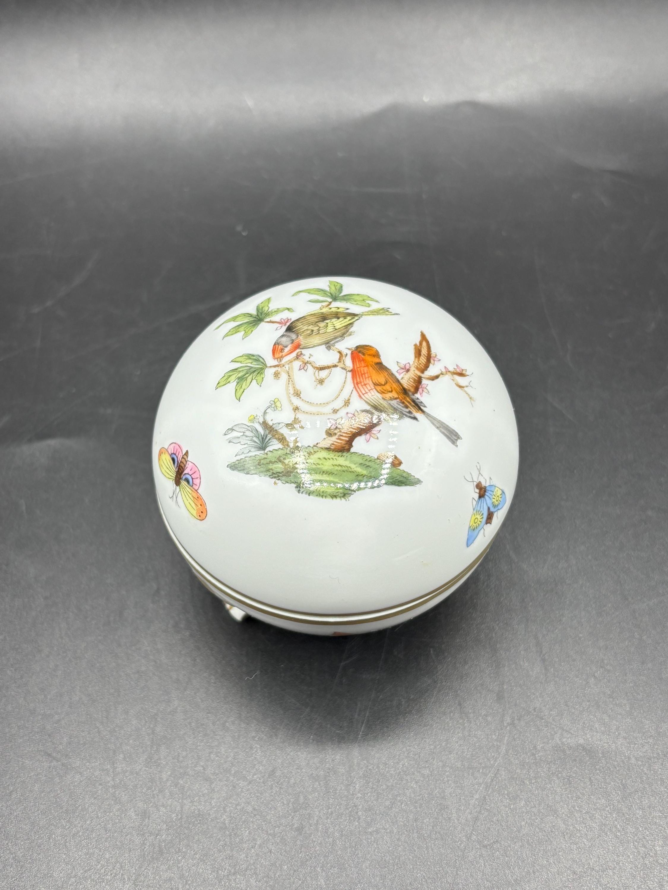 HEREND チューリン Herend Rothschild Bird Porcelain Tureen (Lot 2160 - )