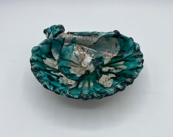 Vintage Italian Pottery Seashell Trinket Dish: MCM Signed Conch Bowl