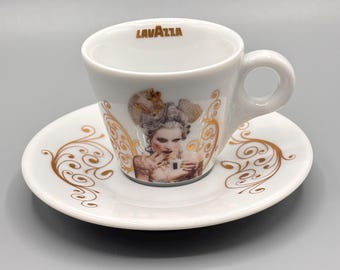 Juego de taza y platillo de espresso Lavazza vintage: Calendario Finlay MacKay 2008