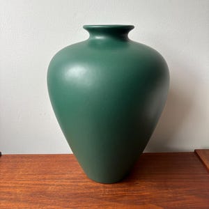 Vintage Matte Kelly Green Large Art Pottery Vase