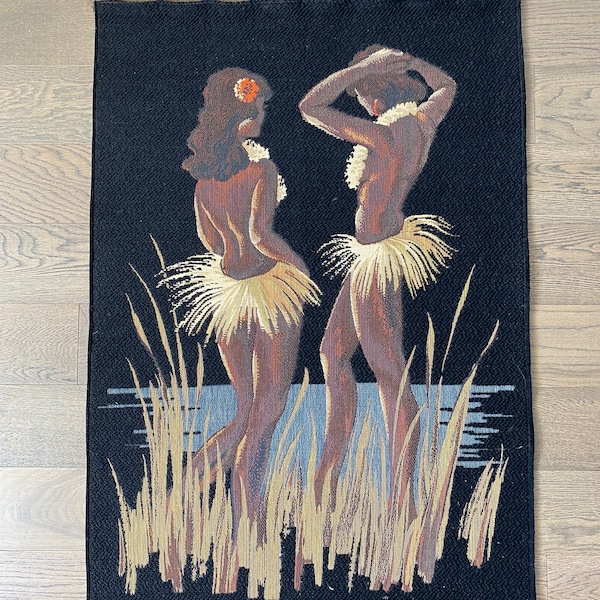 Vintage 1960’s Hawaiian Polynesian Dancers in Grass Skirts Wall Textile Hanging, Two Sided Wall Hanging, Tiki MCM Decor