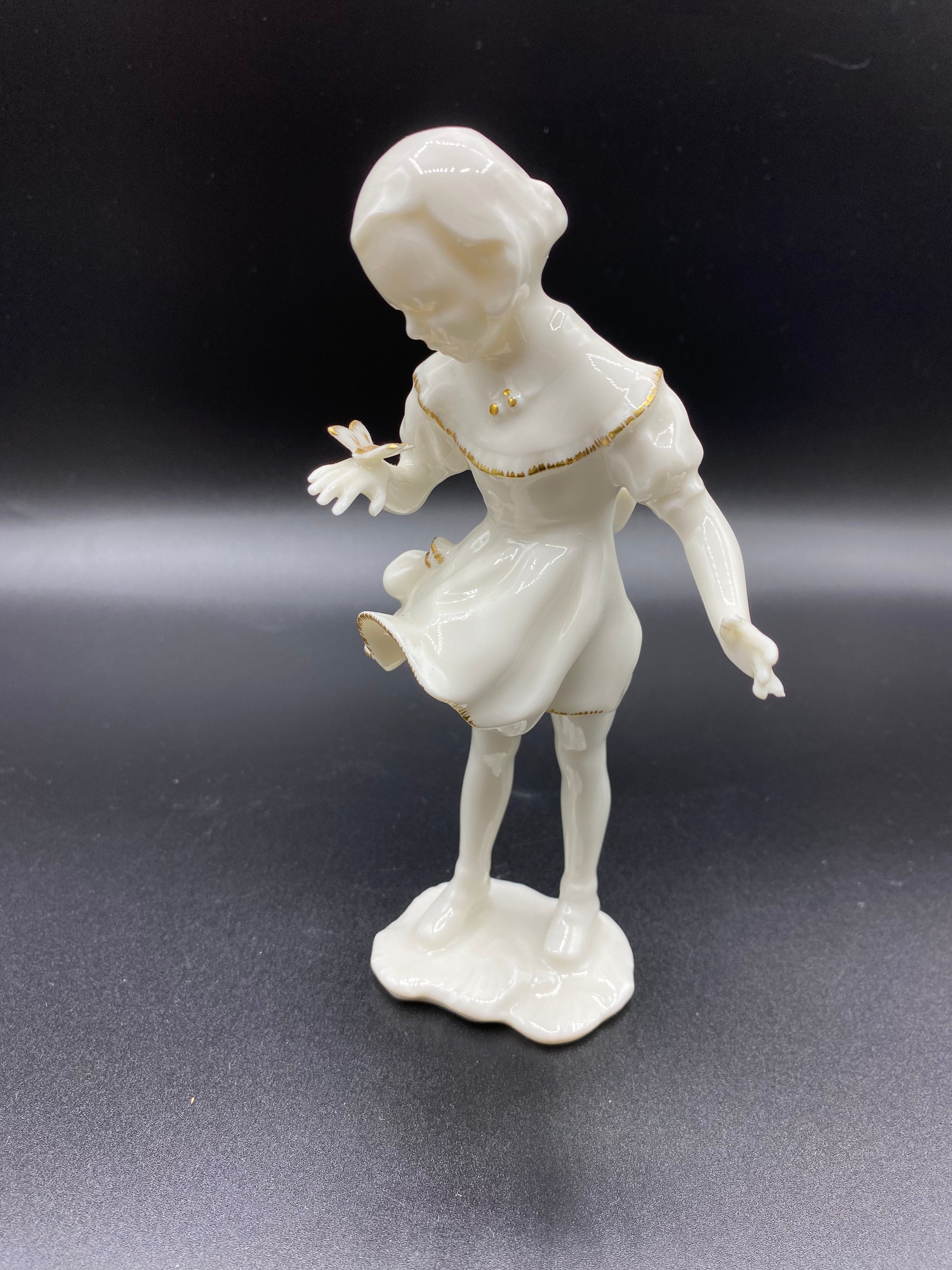 Vintage Lorenz Hutschenreuther Kunstabteiling Porcelain Girl