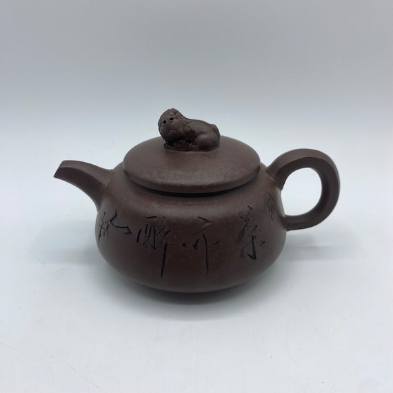 Vintage Yixing Purple Clay Teapot Zisha Ceramic Carving Foo Dog