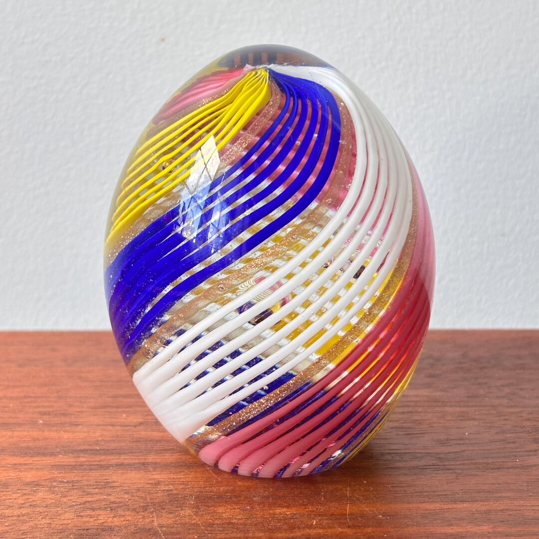 Vintage Murano Art Glass Egg Paperweight: Ferro Lazzarini Italian