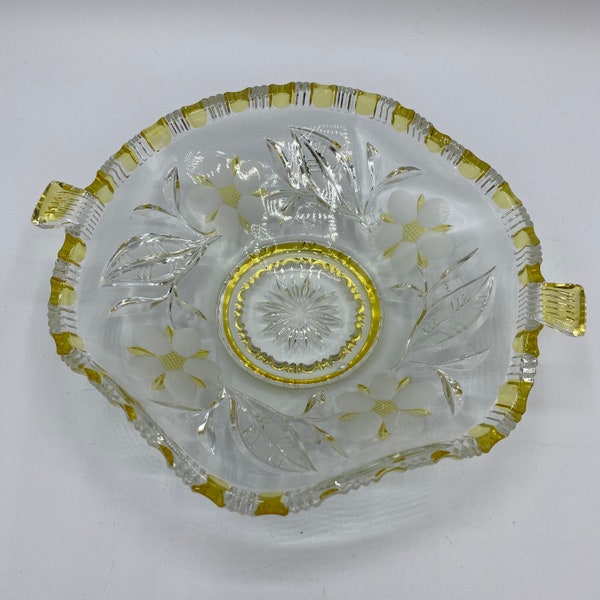 Beautiful Walther Art Glass Crystal Bowl with Yellow and Flower pattern