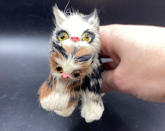 Vintage 1960s Realistic Cat Figure: Mommy Cat Holding Baby Kitten
