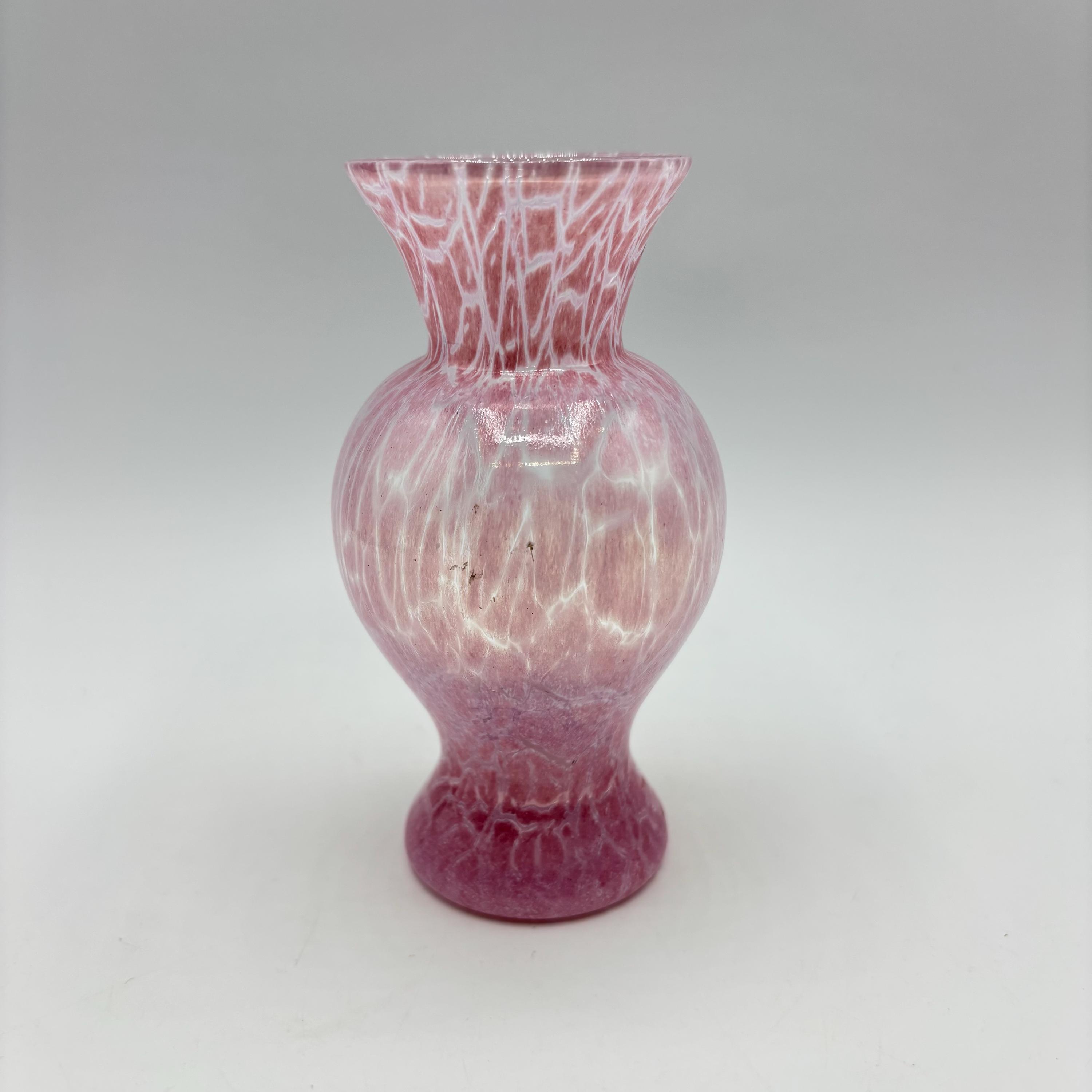 Kosta Boda Lotus Pink Opalescent Swedish Art Glass Bud Vase 4.5