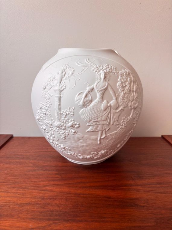 Vintage AK Kaiser Bisque Porcelain Vase: Bjorn Wiinblad Style Lady