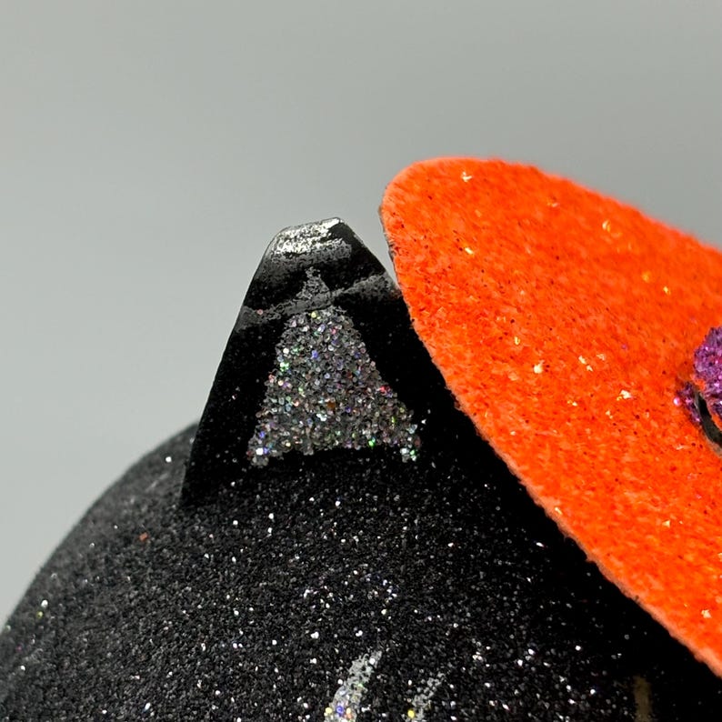 RARE Pier 1 Black Glitter Big Cat Halloween Decor With Bat Feather Tail