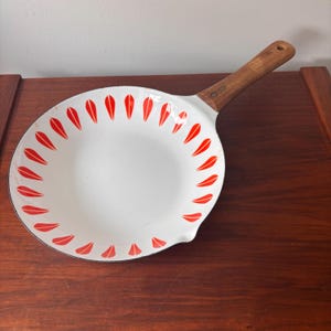 Vintage Norwegian Cathrineholm Orange White Enamel Lotus Skillet with Wood Handle 9”