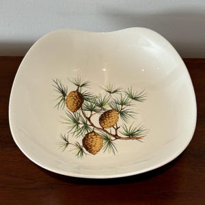 Vintage Mid-Century Hallcraft Eva Zeisel Pine Cone Pattern 9&quot; Biomorphic Vegetable Serving Bowl