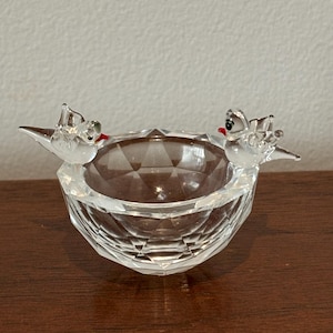 Vintage Faceted Crystal Bird Trinket Dish: Art Glass Ring Holder
