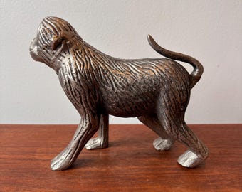 鋳鉄製の徘徊する猿の置物：現代的な棚飾り（5.75インチ） - Etsy 日本