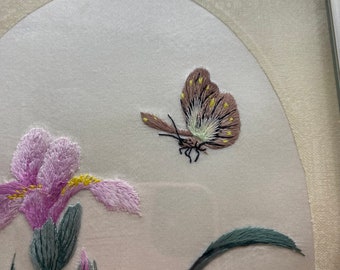 ヴィンテージ オリエンタル シルク 花と蝶の刺繍 針仕事 アートワーク