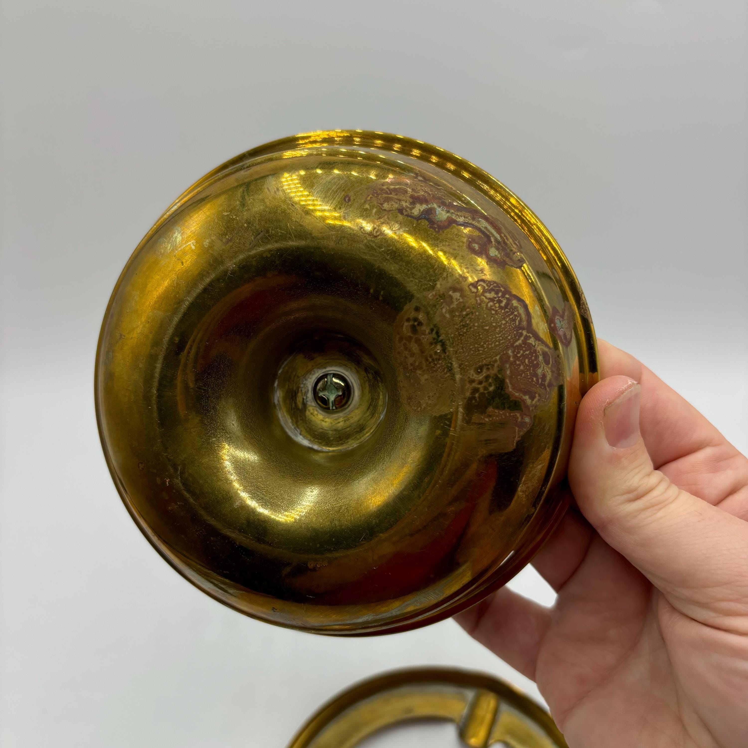 ヴィンテージ ノーティカル 真鍮 船の舵輪 灰皿：船長の小物入れ