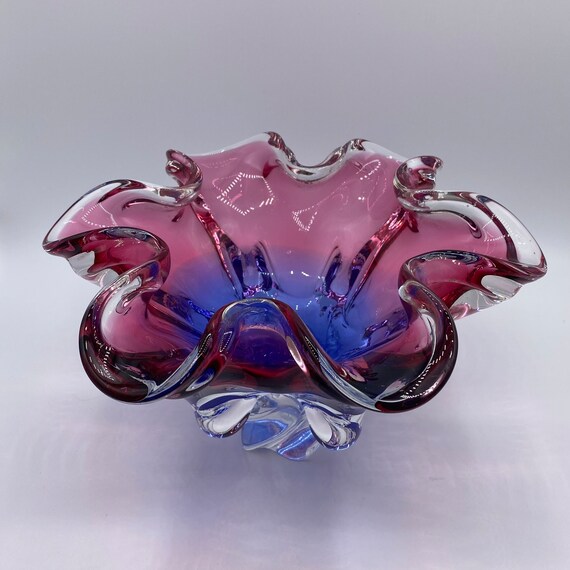✧ブルー＆ピンク桜瑪瑙 バタフライス タンド付✧ Vintage Ombré Art Glass Bowl: Pink & Blue Czechoslovakian MCM