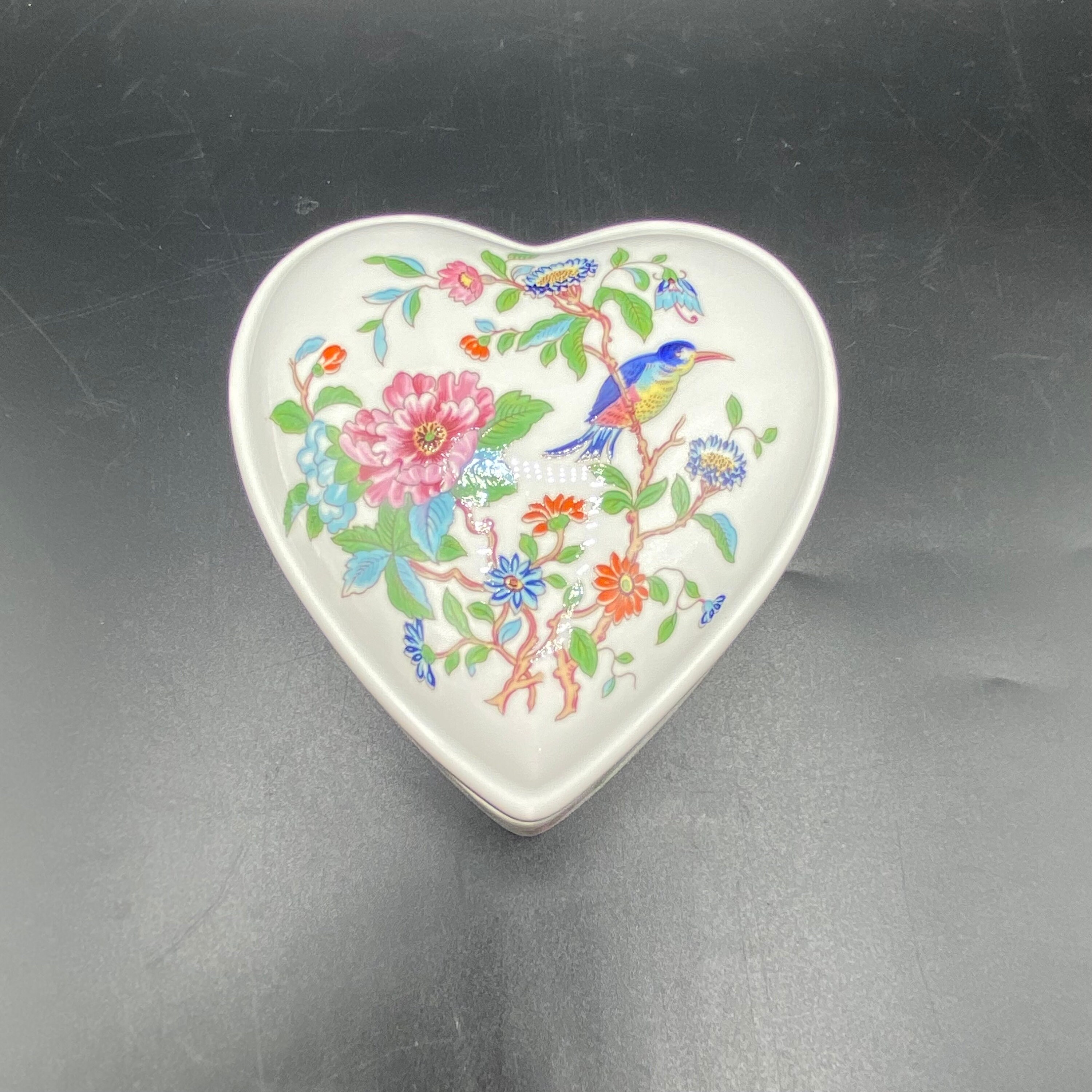 Aynsley Pembroke Vintage Reproduction Bone China Heart Shape