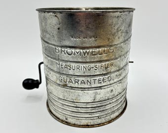 Vintage Bromwell’s Metal Flour Sifter with Distressed Black Wood Knob, Vintage Kitchenware Tools 6.25”
