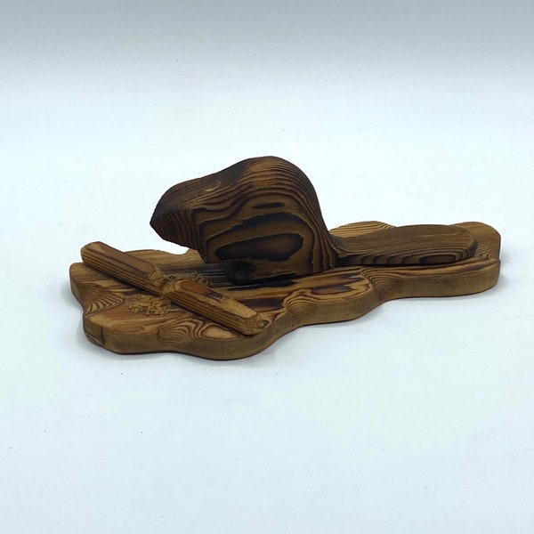 Vintage Wooden Carved Beaver Sculpture, Cedar Crowe Canada Folk Art Hand Carved Beaver